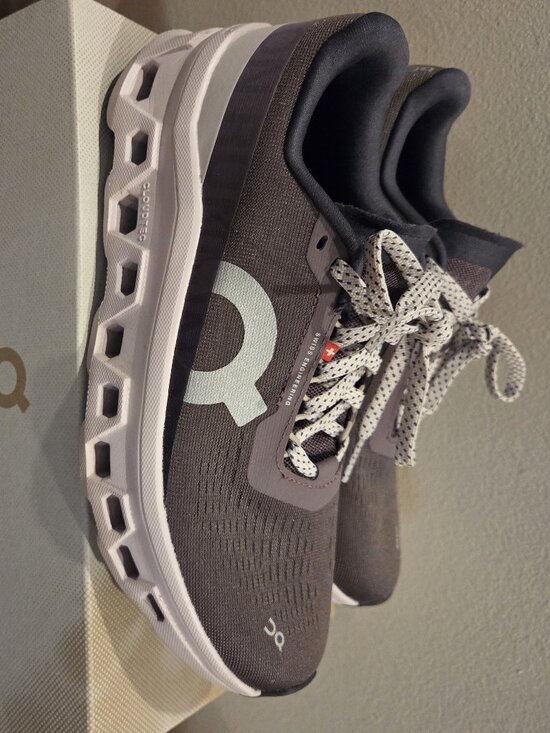 On Clouds Shoes - On Cloudswift Women’s Sneakers - Charcoal Gray